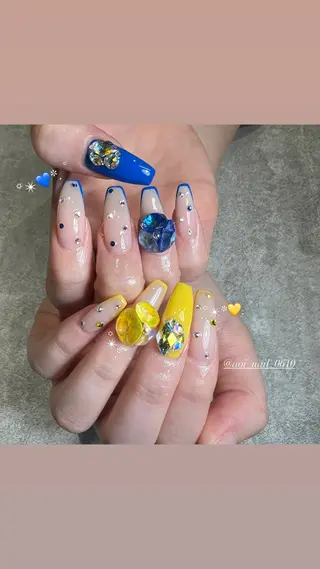 ネイル Nailist Aoiのネイルデザイン