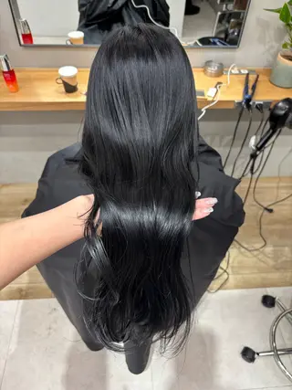 ロング 盛れる透明感カラー momokaのヘアスタイル