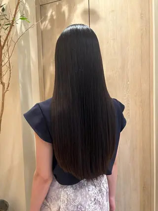ロング ゆづき/カラーモデル 🎨縮毛矯正のヘアスタイル