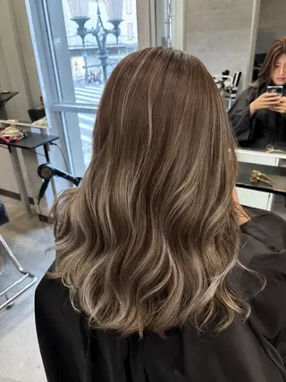セミロング 🤍HIKARI🤍 ハイライト/レイヤーのヘアスタイル