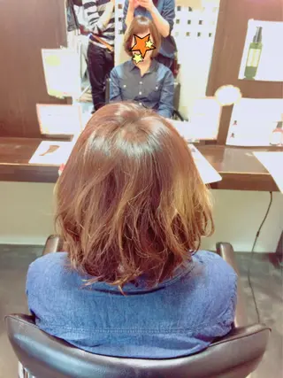 ショート パーマ 澤田 彩香のヘアスタイル