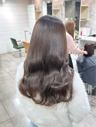 ロング レイヤー/艶髪カラー 森本くるみのヘアスタイル