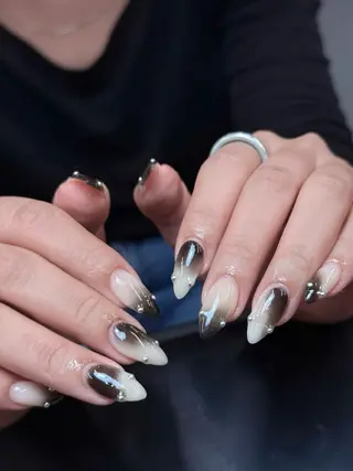 ネイル Iconic Nailのネイルデザイン