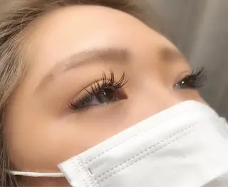 ショート カラー パーマ ヘアアレンジ ネイル マツエク・マツパ まつげと眉 Meliaのマツエク・マツパデザイン