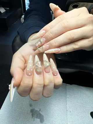 ネイル LISA ANA.CHUOのネイルデザイン