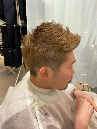 カラー メンズ 岡垣 幸汰のヘアスタイル