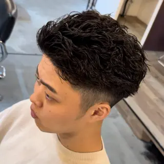 ショート ツイスパ/シャドウ 新井のヘアスタイル