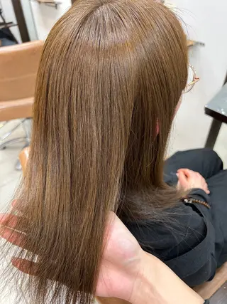 カラー 阪田 真奈未のヘアスタイル