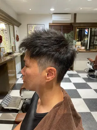 メンズ ラローサ ヨシオのヘアスタイル