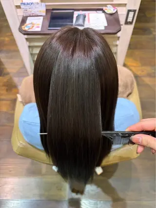ロング カラー 松本 彩音のヘアスタイル