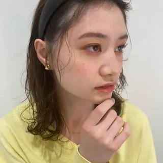 セミロング カラー ヘアアレンジ ヒラノホナミ 🫧艶髪🫧髪質改善のヘアスタイル