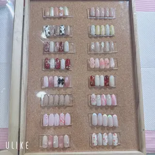 ネイル pourtoi立川 miharuのネイルデザイン