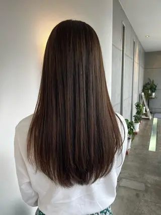 セミロング おせ ちさとのヘアスタイル
