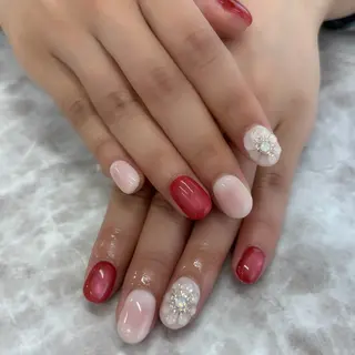 ネイル K. Amiのネイルデザイン