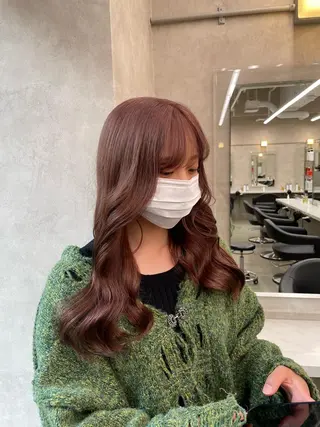 ロング カラー 抜け感レイヤー︴ ニュアンスカラーのヘアスタイル