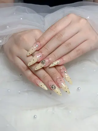 ネイル Huyn Nail Shinjyukuのネイルデザイン
