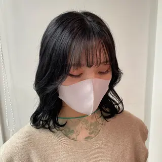 ミディアム カラー センターパート特化 井上健太のヘアスタイル