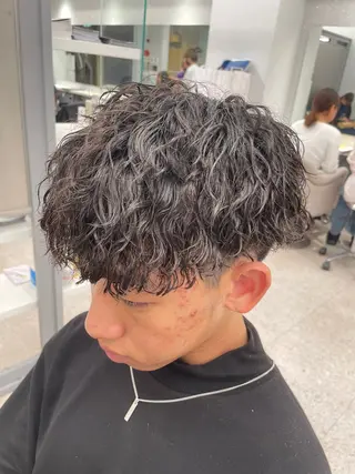 パーマ メンズ 京都河原町 メンズパーマ助川龍哉のヘアスタイル