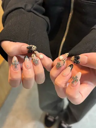 ネイル Lily博多店 Mamikoのネイルデザイン