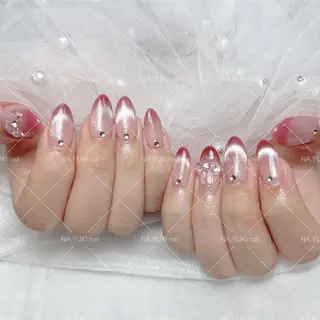ネイル Queenie 🦋のネイルデザイン