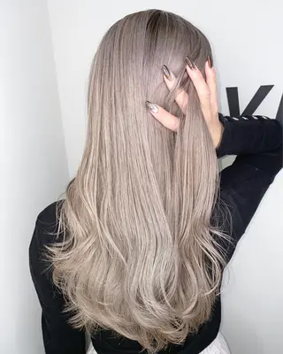 セミロング カラー ブリーチ 透明感HIDEのヘアスタイル