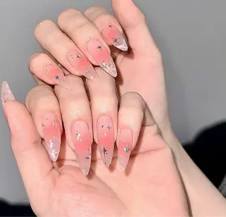 ネイル MOON nailsのネイルデザイン