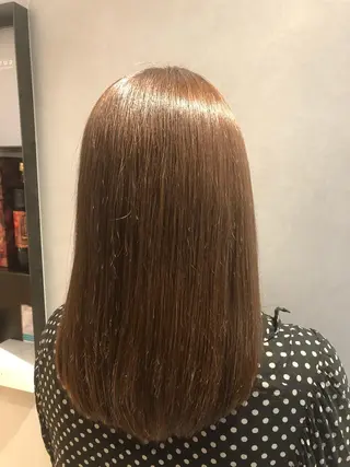 ロング カラー 吉川 夏海のヘアスタイル