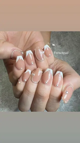 ネイル Nailist Aoiのネイルデザイン