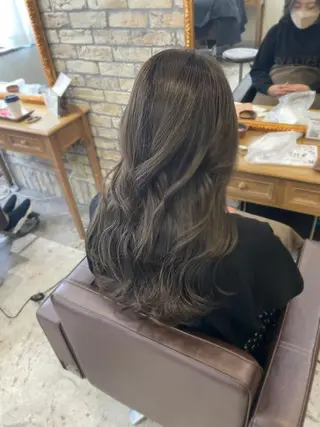 セミロング カラー ヘアアレンジ 髪質改善×レイヤー 🫧松野力也のヘアスタイル