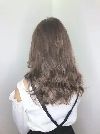 セミロング カラー カラーサロン ビスカリアのヘアスタイル