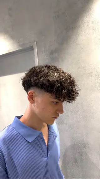 ミディアム パーマ メンズ ショートスタイル特化 ayumuのヘアスタイル