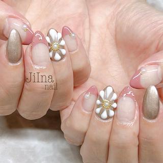 ネイル JiIna nailのネイルデザイン