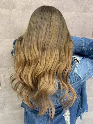 カラー 艶髪ハイトーンカラー kana♡のヘアスタイル