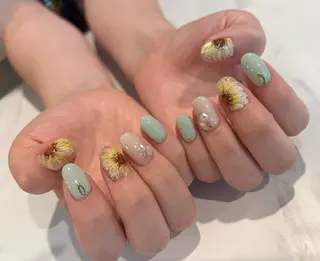 ネイル nailroom sb𓈒𓂂𓏸のネイルデザイン
