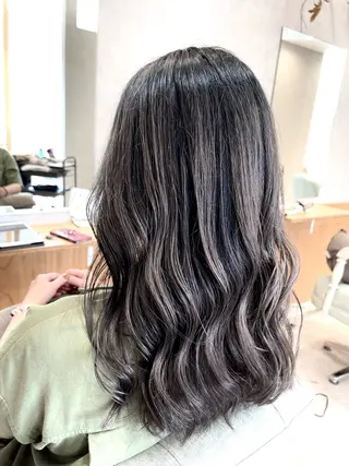 セミロング 三林 紘土のヘアスタイル