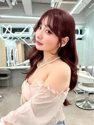 セミロング 大宮 韓国系 ワンカラー 二響のヘアスタイル