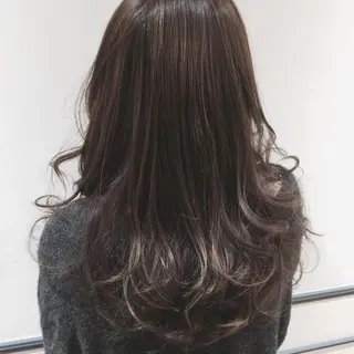 ロング カラー 東 みのりのヘアスタイル