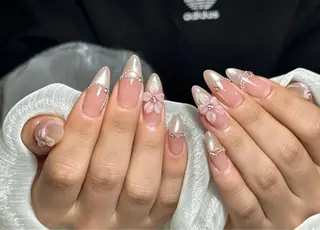 ネイル Shiori Nailのネイルデザイン