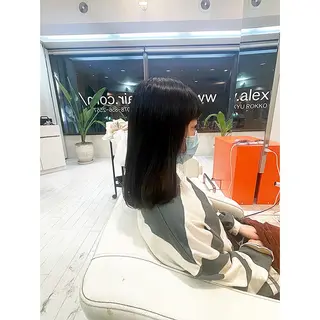 ミディアム 前さこ 結衣のヘアスタイル