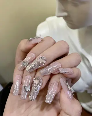 ネイル Miya🎀 nailのネイルデザイン