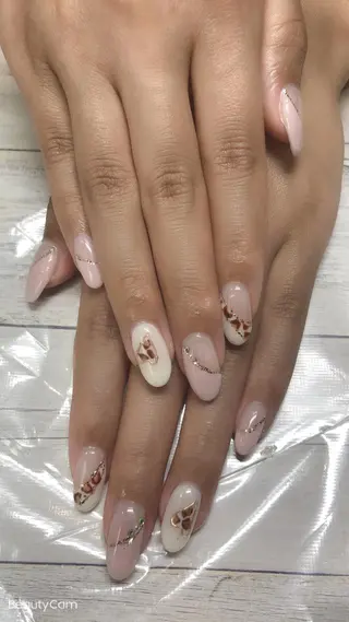 ネイル ✨アン ミユ✨のネイルデザイン