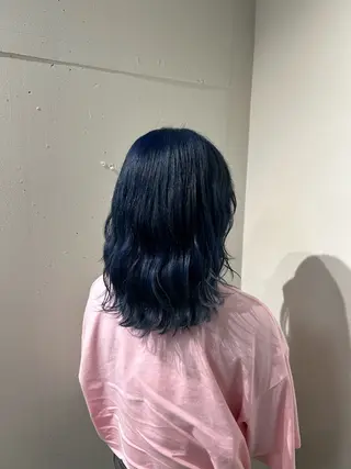 カラー Snug,Hair 愛美海(あみか)のヘアスタイル