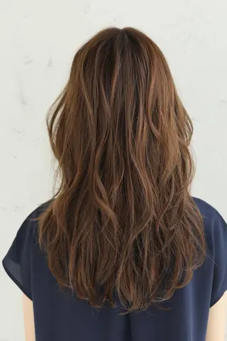 ミディアム RAPT bis ラプトビズのヘアスタイル