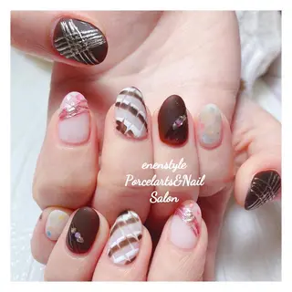ミディアム ネイル 🐾enen style 🐾のネイルデザイン