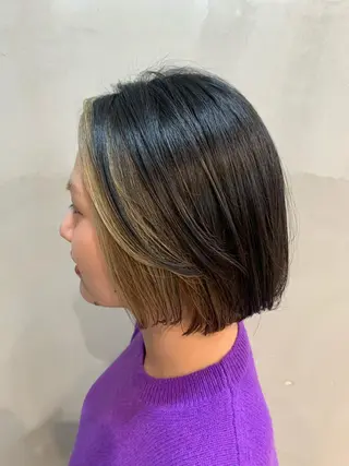 ミディアム カラー 堤 麻衣子のヘアスタイル
