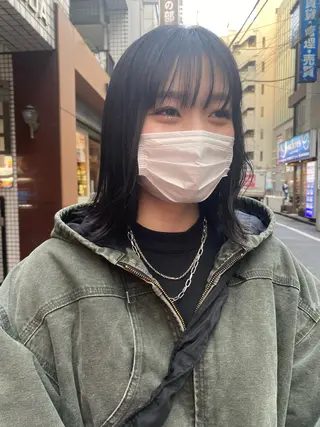 ミディアム 🐩透明感ミルクティ ーピンクニイナ🐩のヘアスタイル