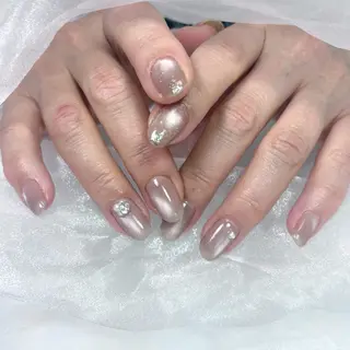 ネイル 【大人上品ネイル】 ゆい🌷のネイルデザイン