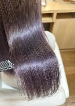 ロング カラー テクニカルディレクタ ー葛西凌大のヘアスタイル