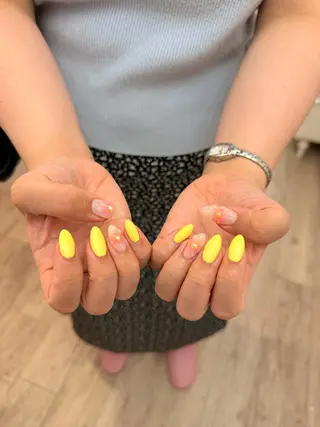 ネイル STUDIO •9のネイルデザイン