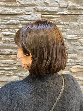 ミディアム 山浦 貴恵のヘアスタイル